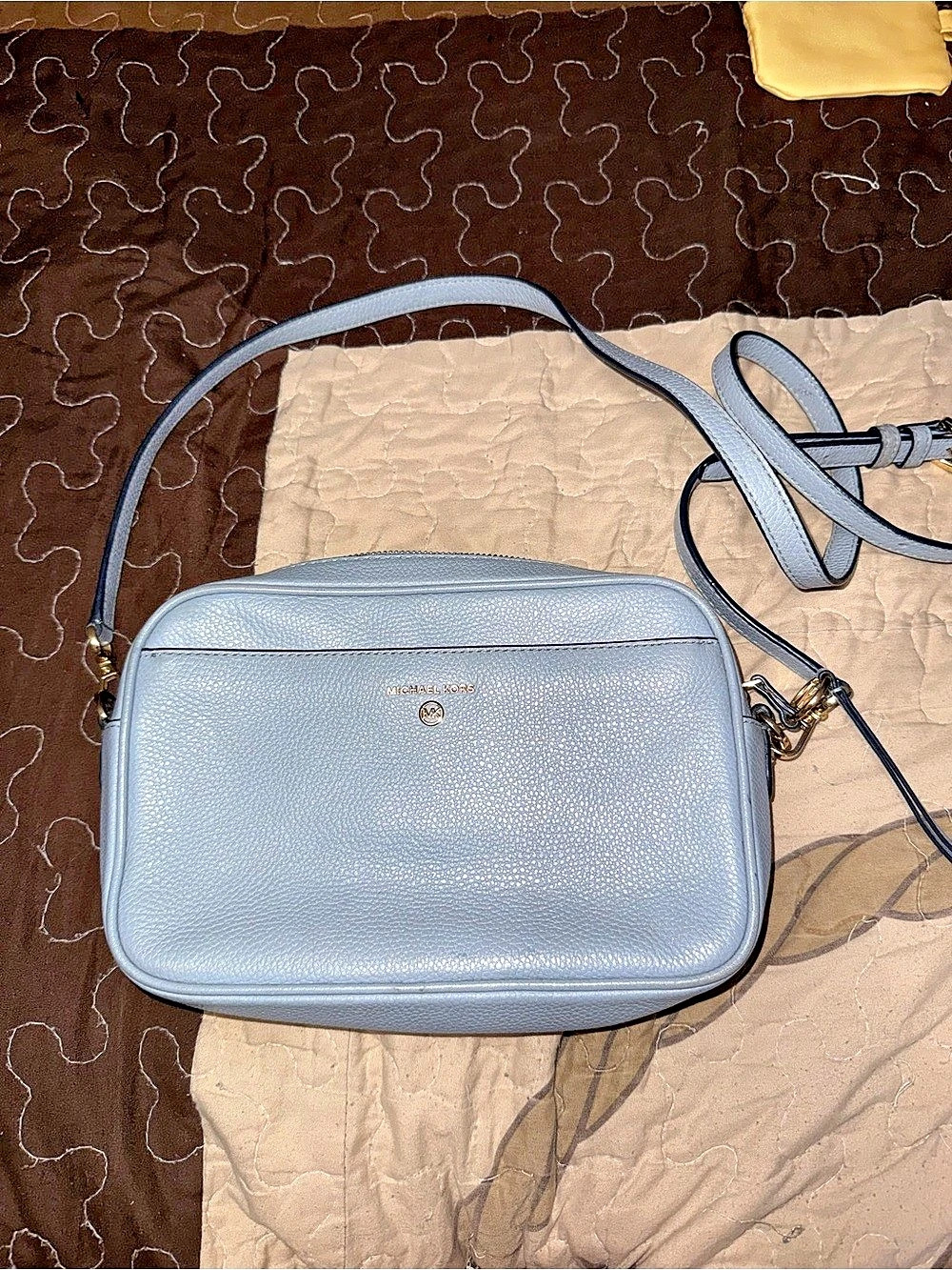 Michael Kors Jet Set Medium Dome Crossbody Blue Bag